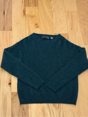 Cashmere Crewneck Sweater Consensus